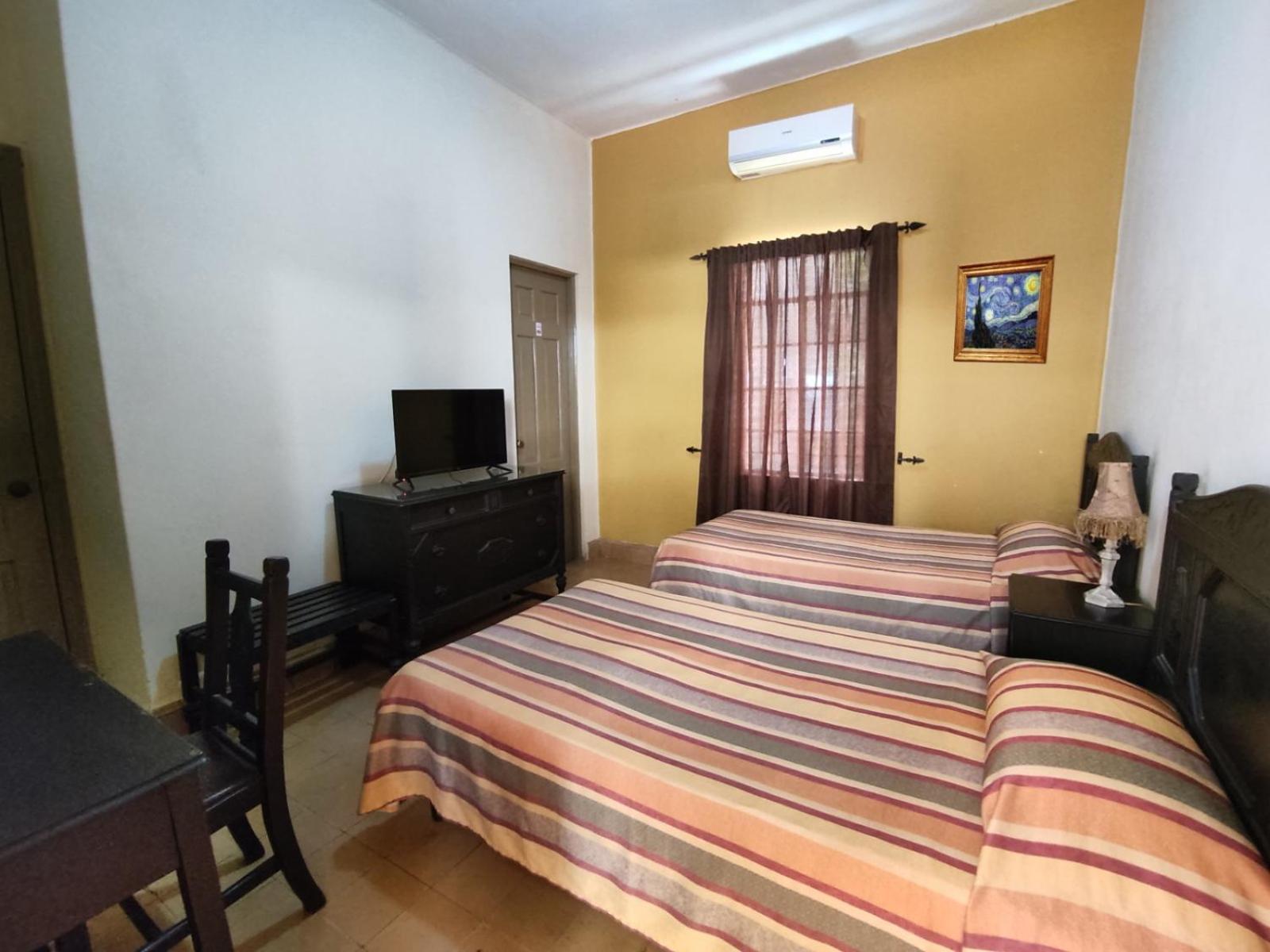 Hotel Los Monteros Ciudad Victoria Kültér fotó