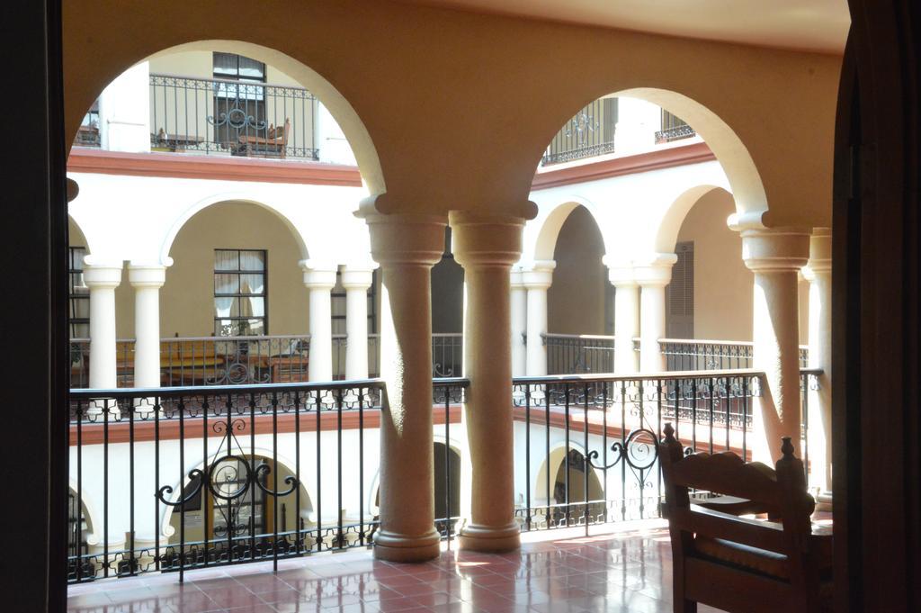 Hotel Los Monteros Ciudad Victoria Kültér fotó