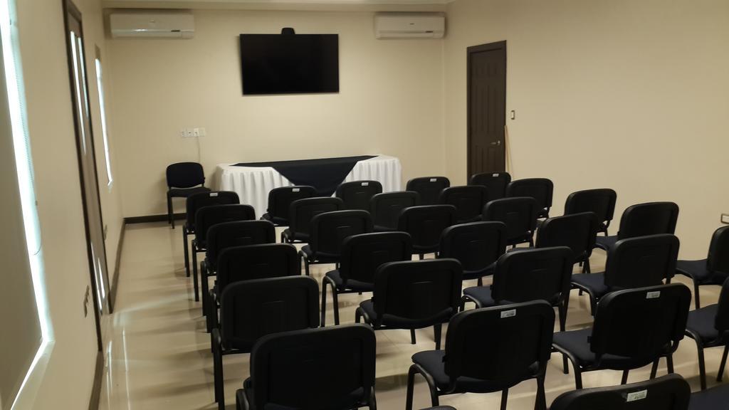 Hotel Los Monteros Ciudad Victoria Kültér fotó
